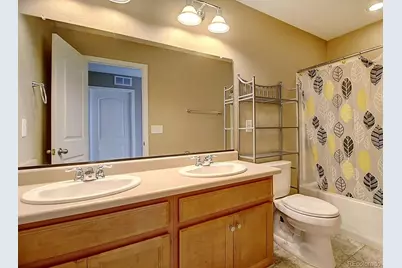 2127 S Ceylon Court, Aurora, CO 80013 - Photo 16