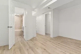 6562 E Cornell Ave, Denver, CO 80224 - Photo 30