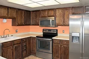 13902 E Marina Dr, Aurora, CO 80014 - Photo 10