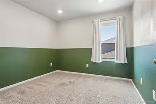 22160 E 8th Ave, Aurora, CO 80018 - Photo 20