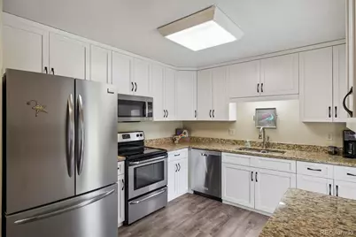 2239 S Alkire Court, Lakewood, CO 80228 - Photo 10