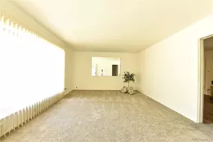 1120 Horseshoe Dr, Pueblo, CO 81001 - Photo 4