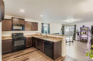 47385 Lily Ave, Bennett, CO 80102 - Photo 8