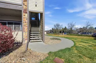 4747 S Balsam Way, Littleton, CO 80123 - Photo 2