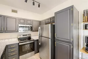 8365 Pebble Creek Way, Littleton, CO 80126 - Photo 2