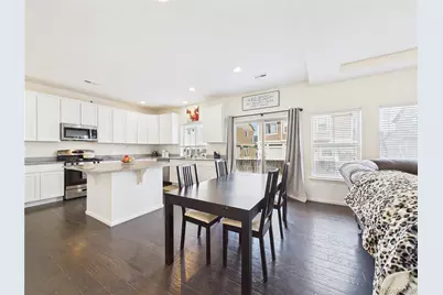 10541 Racine Way, Commerce City, CO 80022 - Photo 8