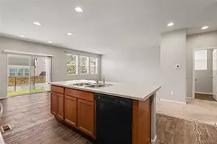 4709 Helena St, Denver, CO 80239 - Photo 10
