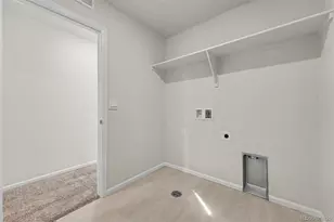 6026 N Orleans St, Aurora, CO 80019 - Photo 32