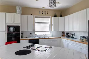 5944 S Ireland Ct, Aurora, CO 80016 - Photo 16