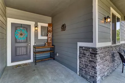 907 S Prairie Drive, Milliken, CO 80543 - Photo 2