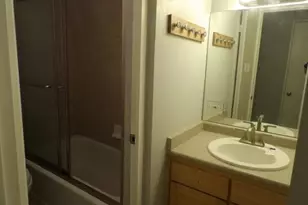 1196 N Grant St, Denver, CO 80203 - Photo 8