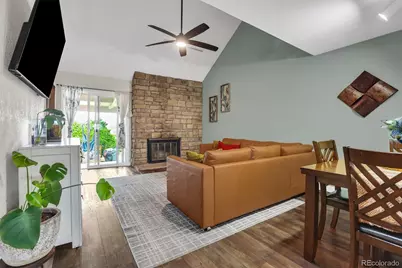 2053 S Worchester Way, Aurora, CO 80014 - Photo 2