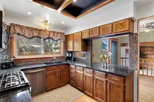 15993 E Loyola Dr, Aurora, CO 80013 - Photo 12