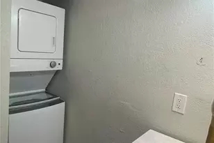 909 S Dawson Way, Aurora, CO 80012 - Photo 10