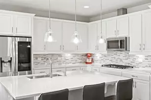 10937 Ouray St, Commerce City, CO 80022 - Photo 4