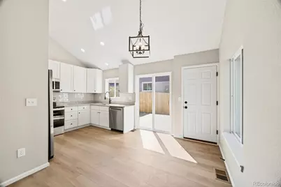 17419 E Whitaker Drive, Aurora, CO 80015 - Photo 8