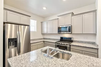 18784 E 99th Avenue, Commerce City, CO 80022 - Photo 8