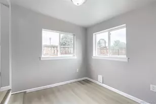 2388 Geneva St, Aurora, CO 80010 - Photo 8