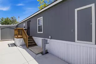 1705 Clark St, Aurora, CO 80011 - Photo 24