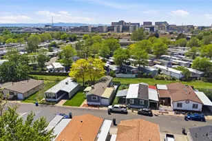 1705 Clark St, Aurora, CO 80011 - Photo 6