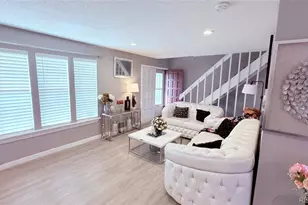 1915 S Oakland Way, Aurora, CO 80014 - Photo 2