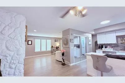 1915 S Oakland Way, Aurora, CO 80014 - Photo 4