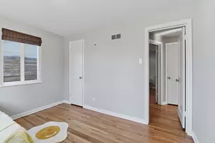 2870 Ivanhoe St, Denver, CO 80207 - Photo 16