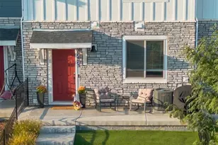 27473 E 1st Pl, Aurora, CO 80018 - Photo 2