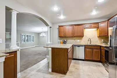 605 S Alton Way #8D, Denver, CO 80247 - Photo 4