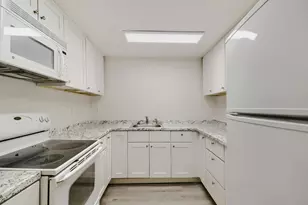 1635 W Florida Ave, Denver, CO 80223 - Photo 16