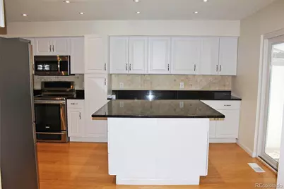 2734 S Heather Gardens Way, Aurora, CO 80014 - Photo 10