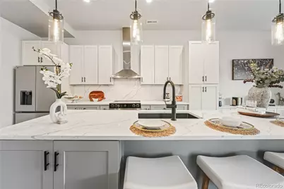 2949 Glenarm Place, Denver, CO 80205 - Photo 6