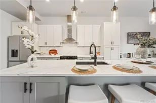 2949 Glenarm Pl, Denver, CO 80205 - Photo 6