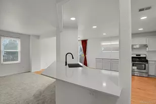 5530 S Quemoy Cir, Aurora, CO 80015 - Photo 8