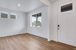 9934 Danube Ct, Commerce City, CO 80022 - Photo 6