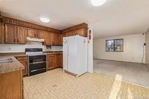 11731 Ash St, Thornton, CO 80233 - Photo 8