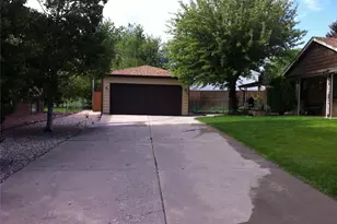 7260 W 35th Pl, Wheat Ridge, CO 80033 - Photo 4