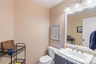 2503 S Argonne St, Aurora, CO 80013 - Photo 8