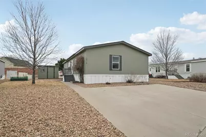 10710 Aspen Street, Longmont, CO 80504 - Photo 2