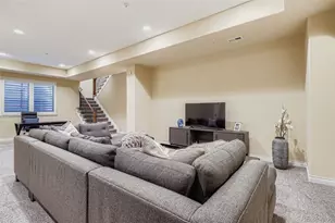 4363 Chateau Ridge Ln, Castle Rock, CO 80108 - Photo 14