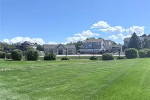 17232 E Kansas Dr, Aurora, CO 80017 - Photo 28