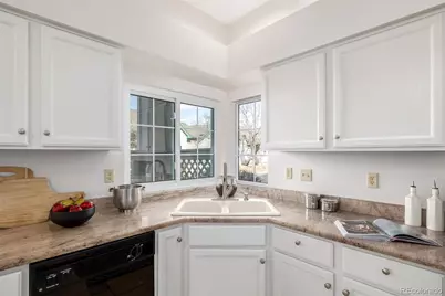 9936 E Hawaii Place, Aurora, CO 80247 - Photo 16