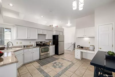 9936 E Hawaii Place, Aurora, CO 80247 - Photo 14