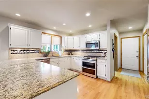 1184 Merion Pl, Broomfield, CO 80020 - Photo 4