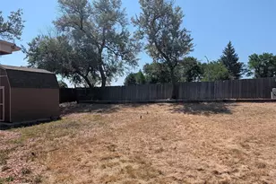 17704 E Tennessee Pl, Aurora, CO 80017 - Photo 2