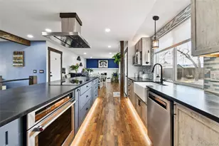 10289 W Saratoga Pl, Littleton, CO 80127 - Photo 8