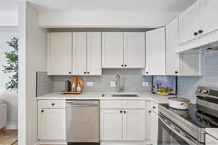 555 E 10th Ave, Denver, CO 80203 - Photo 14