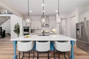 27500 E Lakeview Dr, Aurora, CO 80016 - Photo 18