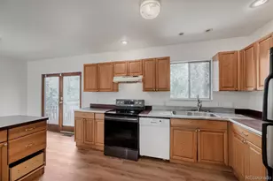 1138 Hover St, Longmont, CO 80501 - Photo 10