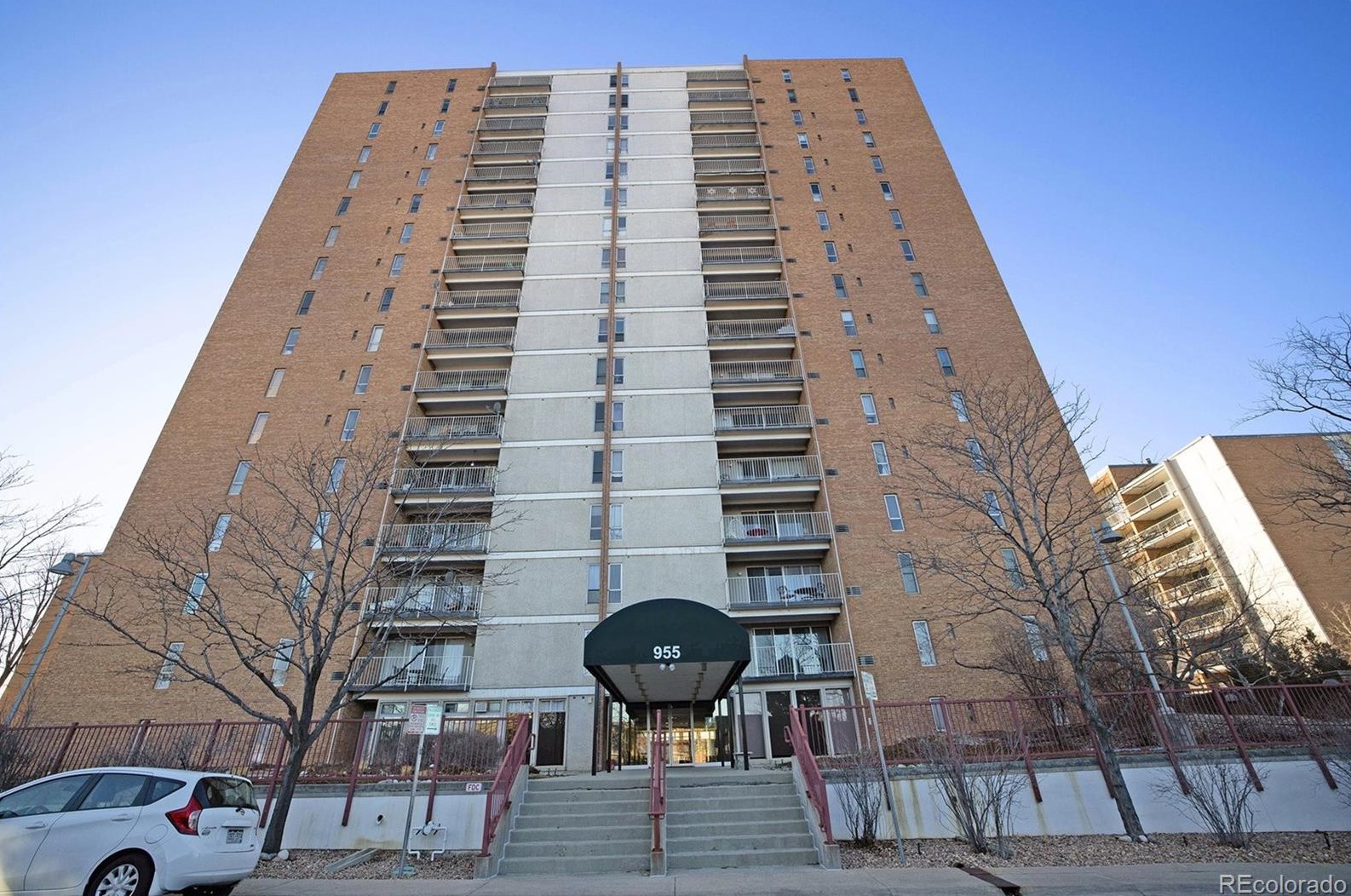 955 Eudora St, Denver CO  80220-4358 exterior